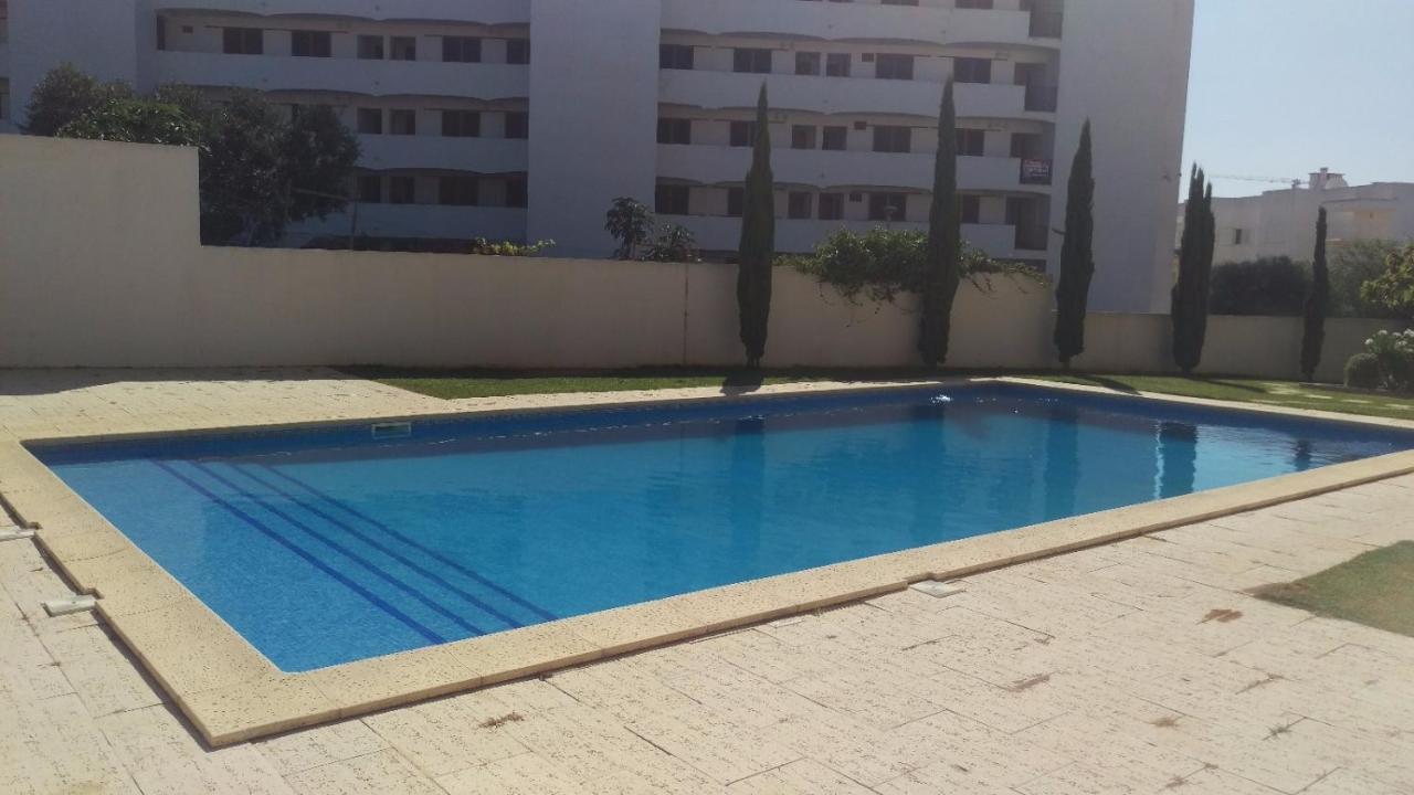 Modern 3 Bedroom Pool View. Албуфейра Екстериор снимка
